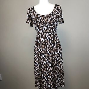 Danny & Nicole Size 6 Dress